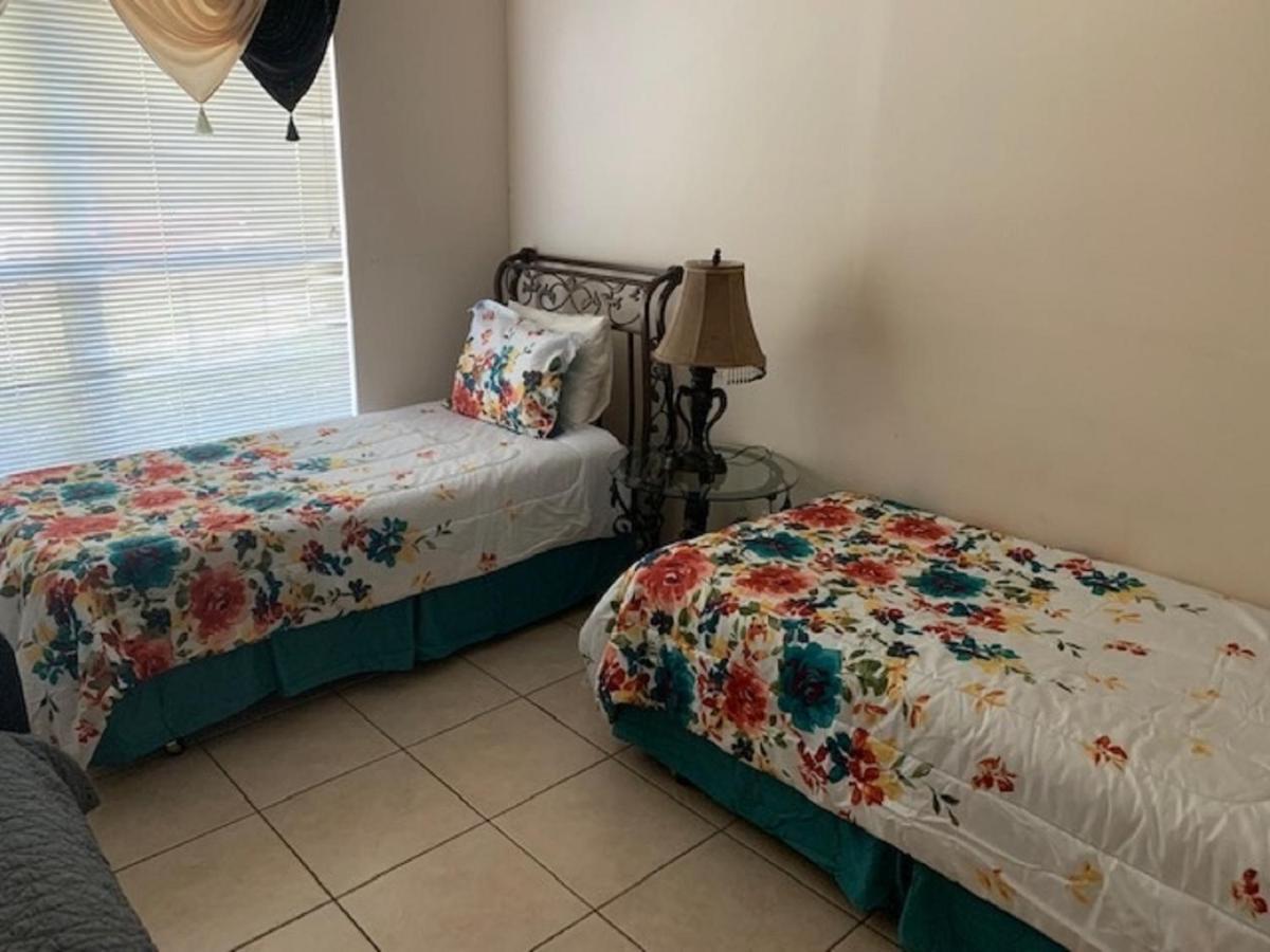7 Bedroom, 6 Bath And Pool Near Disney In Emerald Island 4 King Master Suites 基西米 外观 照片